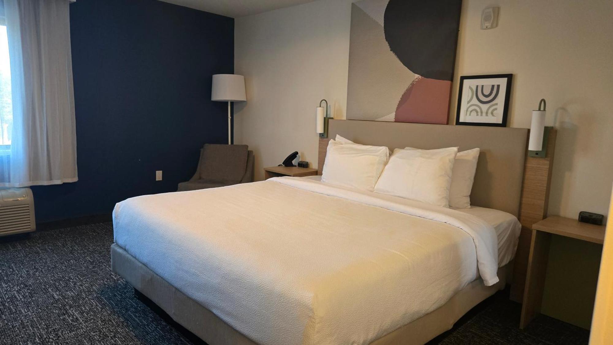 Hotel Comfort Near Dfw Airport 3*