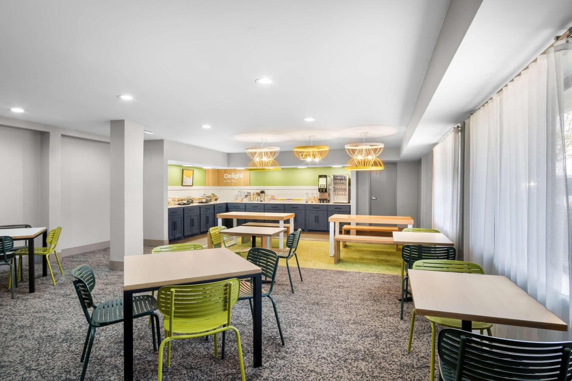 Spark By Hilton Dfw North Grapevine